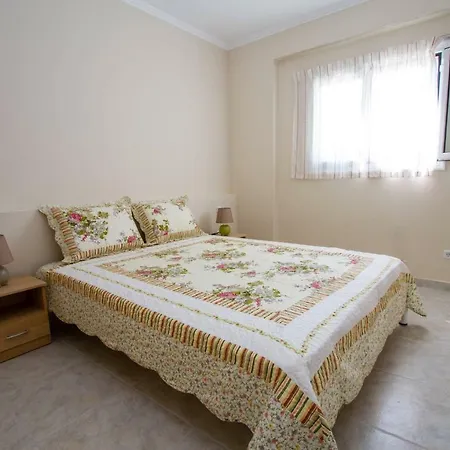 Nijay No 2 First Floor Front Quiet Location Appartamento Spartokhórion