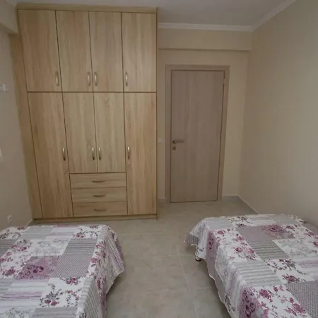 Nijay No 2 First Floor Front Quiet Location *